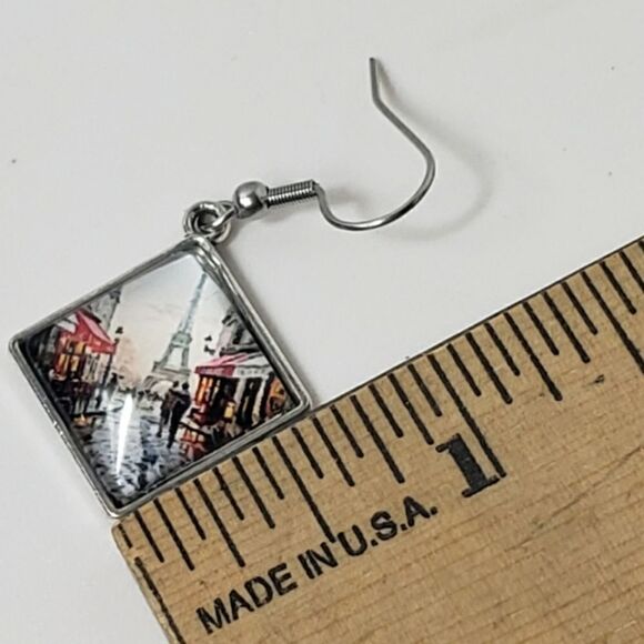 EIFFEL TOWER Dangle French Hook Earrings - Picture 5 of 5